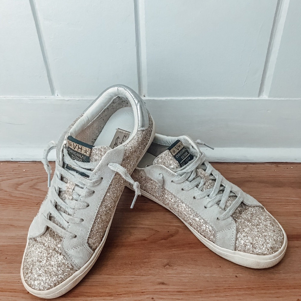 Vintage Havana Women’s Size 8 Glitter Sneakers - Picture 4 of 6